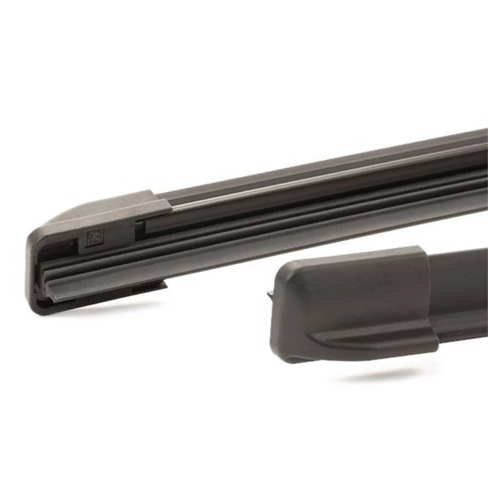 Vorne Scheibenwischer BOSCH AeroTwin für Nissan Juke 1 F15 SUV 04.2017-10.2019 mit schmaller Adapter | Kunststoff Hinten-Wischer