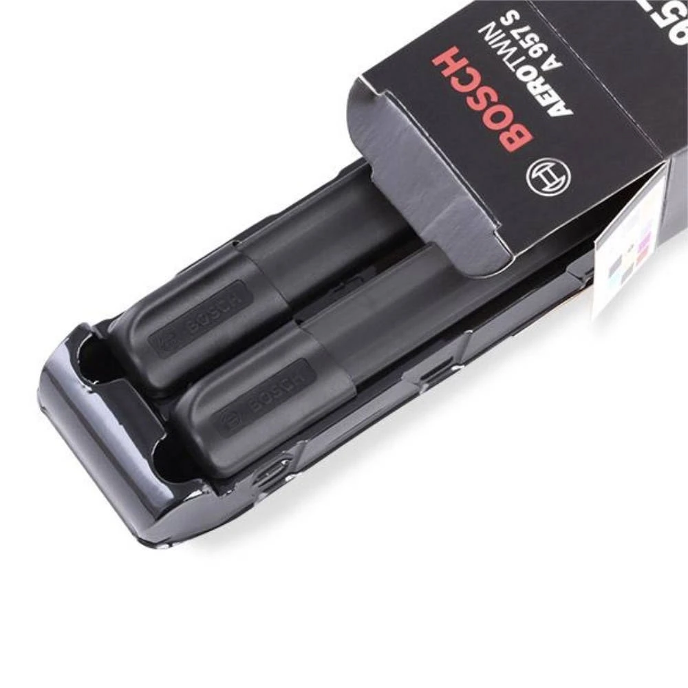 Vorne Scheibenwischer BOSCH AeroTwin für Renault Scenic 2 JM MPV 05.2003-11.2004 mit Originaladapter