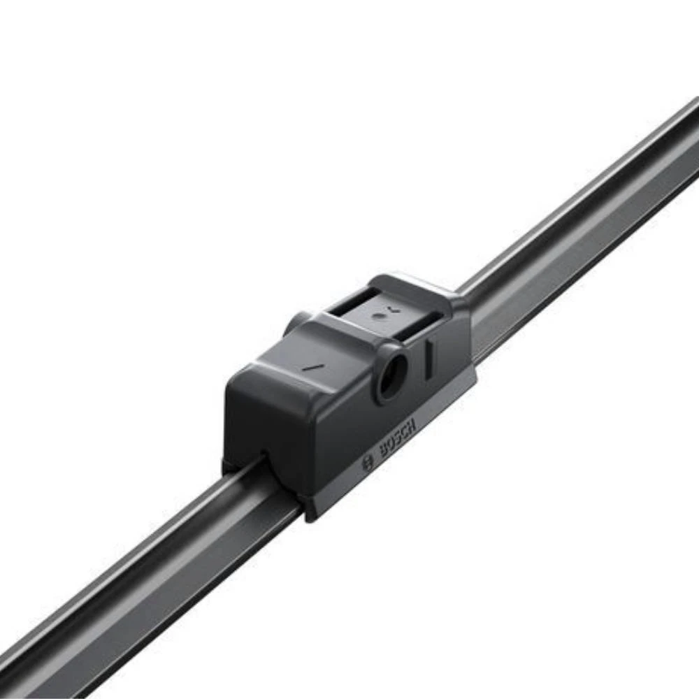 Vorne Scheibenwischer BOSCH AeroTwin für Volvo XC60 2 SUV mit Dusen am Wischerblatt | ohne beheizte