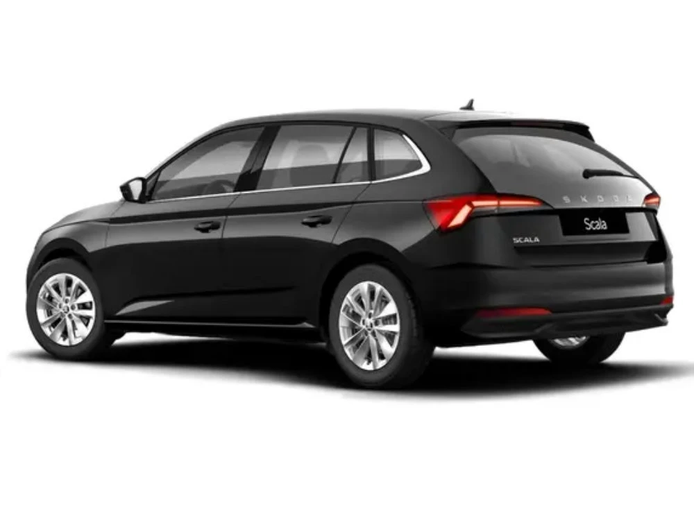 Skoda Scala Schrägheck mit Visier an der Heckscheibe Scheibenwischer